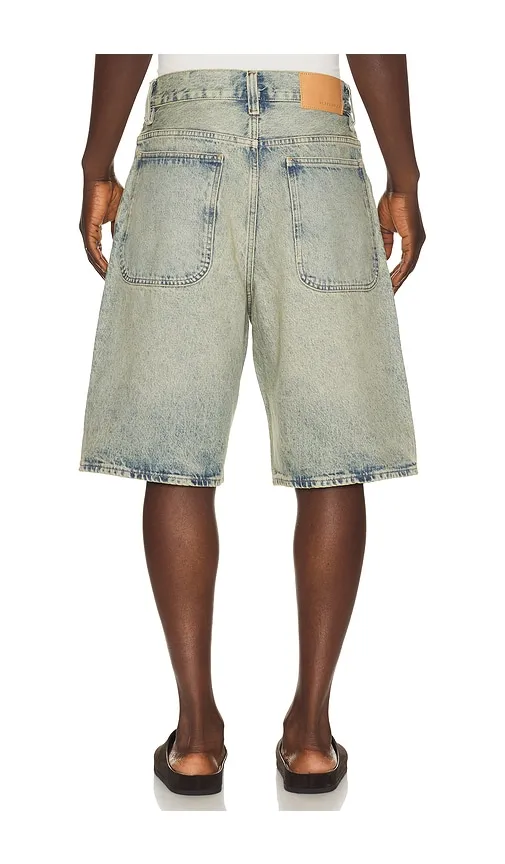 Super Wide Denim Short in Denim-Light. - size 32 (also in 33, 34, 36) - Sunflower - Modalova