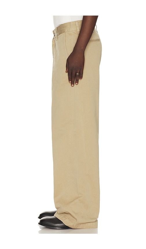 Wide Twist Chino Pan in Brown. - size 30 (also in 31, 32, 36) - Sunflower - Modalova