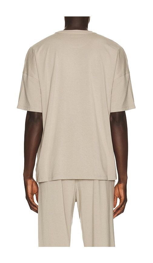 Jersey Relaxed T-Shirt in Neutral. - size L (also in M, S, XL/1X) - SKIMS - Modalova