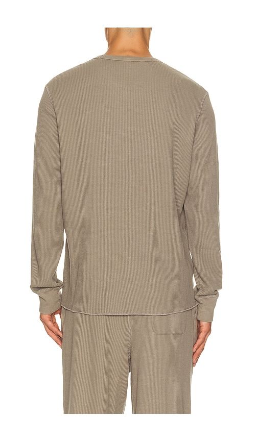 Branded Classic Waffle Crewneck T-shirt in Brown. - size S (also in M, L, XL/1X, XXL/2X) - SKIMS - Modalova