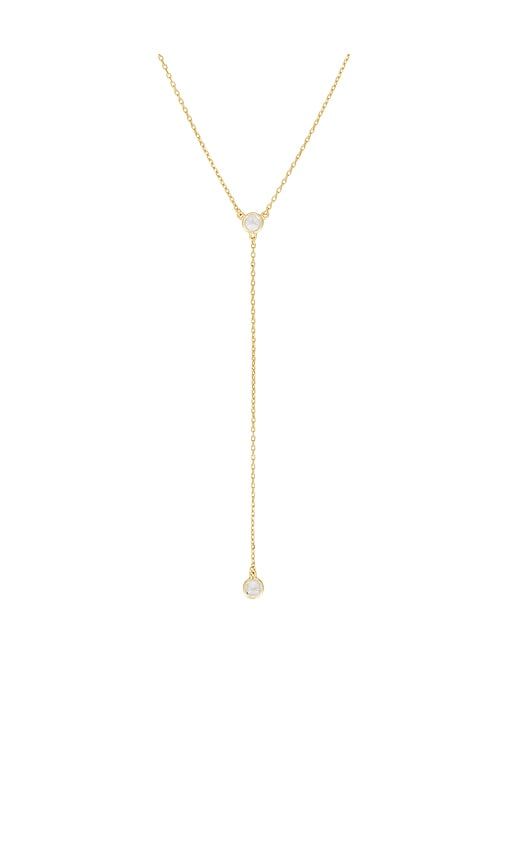 Solitaire Lariat Necklace in Metallic - SHASHI - Modalova