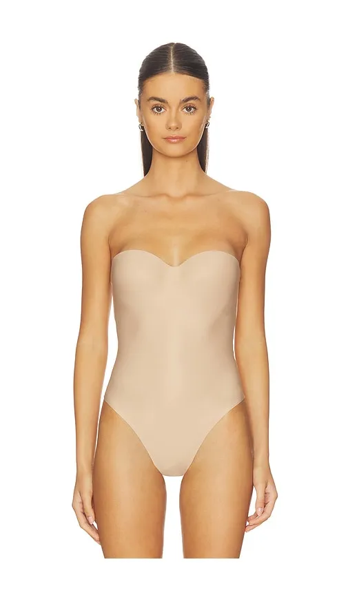 Body Molded Underwire Bodysuit in Tan. - size L (also in S, XL, XS, XXL, XXS) - SKIMS - Modalova