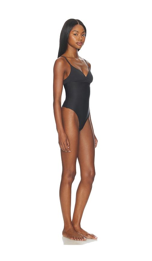 Body High Waisted Thong in Black. - size S (also in XS, XXS) - SKIMS - Modalova