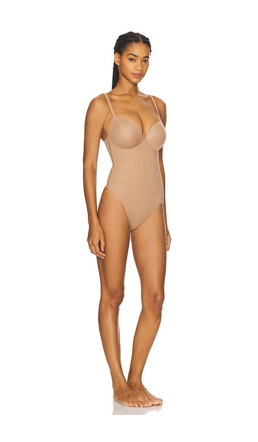 Push-up Thong Bodysuit in Beige. - size M (also in S, XXL) - SKIMS - Modalova