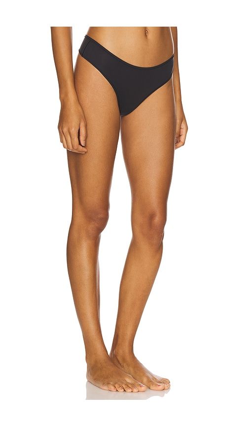 Fits Everybody Thong in Black. - size L (also in XXS, XL, XXL) - SKIMS - Modalova