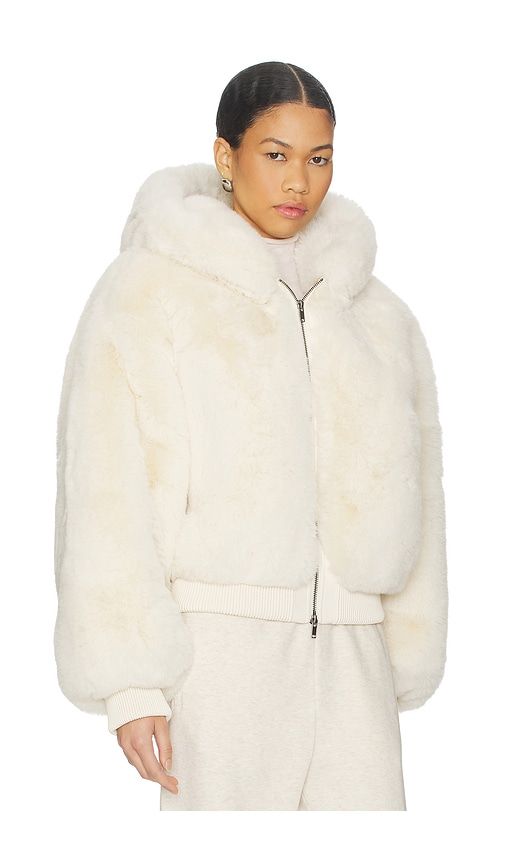 Faux Fur Shrunken Zip Up Jacket in White. - size L (also in M) - SKIMS - Modalova