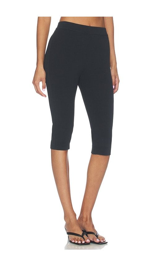 Refined Knit High Waist Capri in Black. - size L (also in S) - SKIMS - Modalova
