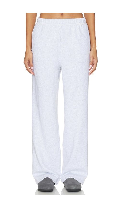 Classic Straight Leg Pant in Grey. - size S (also in XS) - SKIMS - Modalova