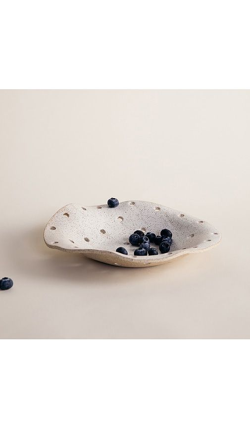 SIN Bora Berry Bowl in Cream - SIN - Modalova