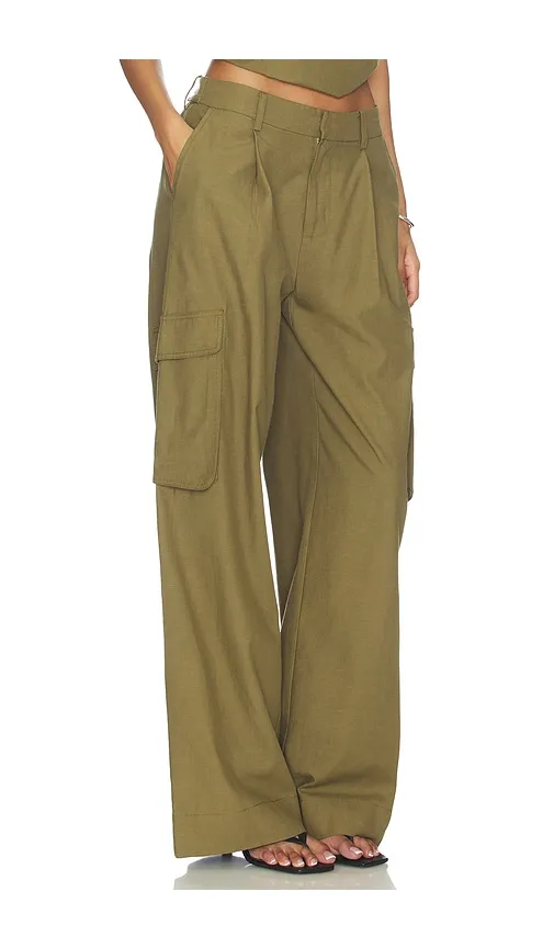 Sabine Cargo Pants in Army. - size L (also in M, S, XL, XS) - SOVERE - Modalova