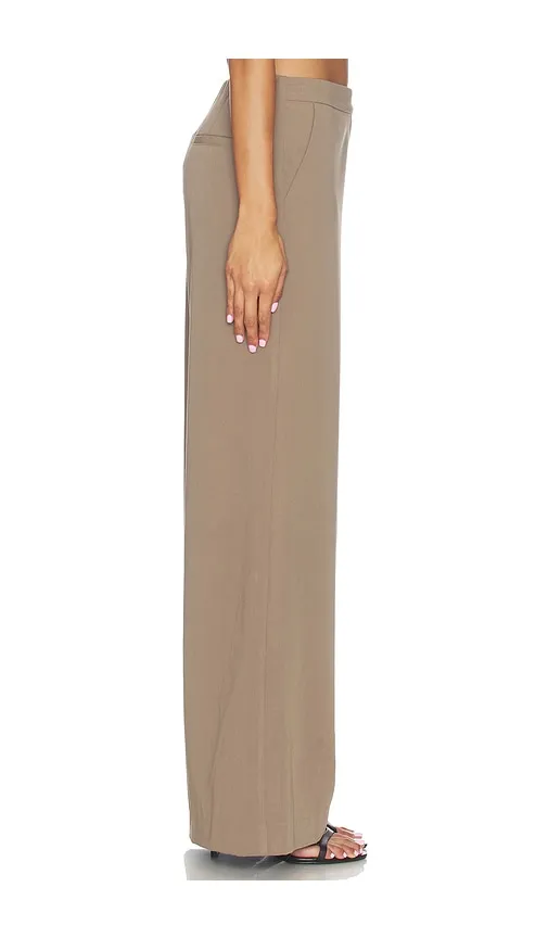 Amorey Pant in Tan. - size S (also in XS, M, L) - SOVERE - Modalova