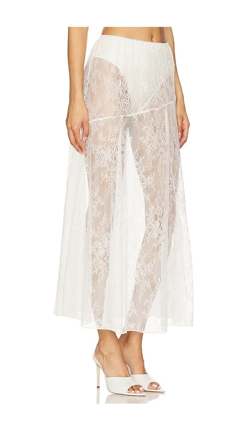Veera Skirt in Cloud Dancer in White. - size S (also in XS, M, L, XL) - Steve Madden - Modalova