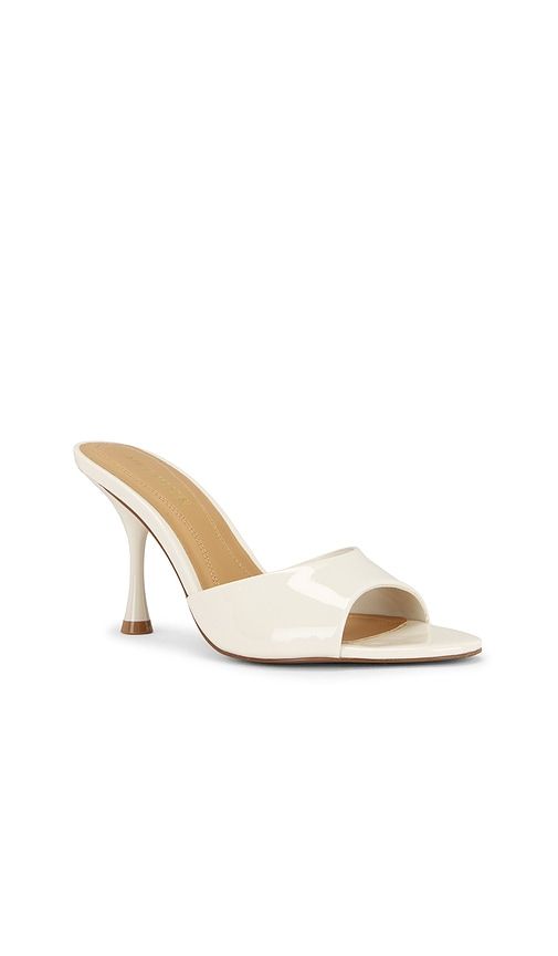 Santi Sandal in Beige. - size 10 (also in 7.5, 9.5) - Steve Madden - Modalova