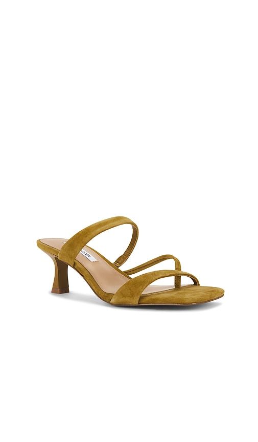 Ajay Sandal in Olive. - size 10 (also in 6, 8, 8.5, 9.5) - Steve Madden - Modalova