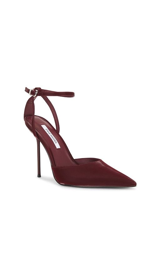 Morrie Pump in Burgundy. - size 10 (also in 6, 6.5, 7.5, 8, 8.5, 9.5) - Steve Madden - Modalova
