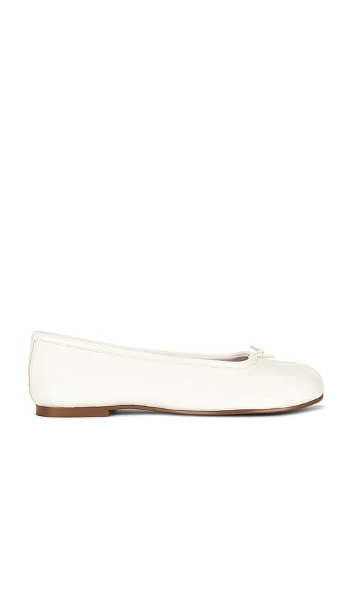 Calico Flat in Cream. - size 10 (also in 8, 8.5, 9.5) - Steve Madden - Modalova