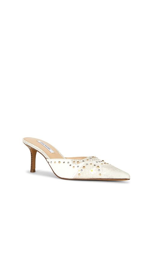 Alexi Studded Mule in Ivory. - size 10 (also in 6, 6.5, 7, 7.5, 8, 8.5, 9, 9.5) - Steve Madden - Modalova