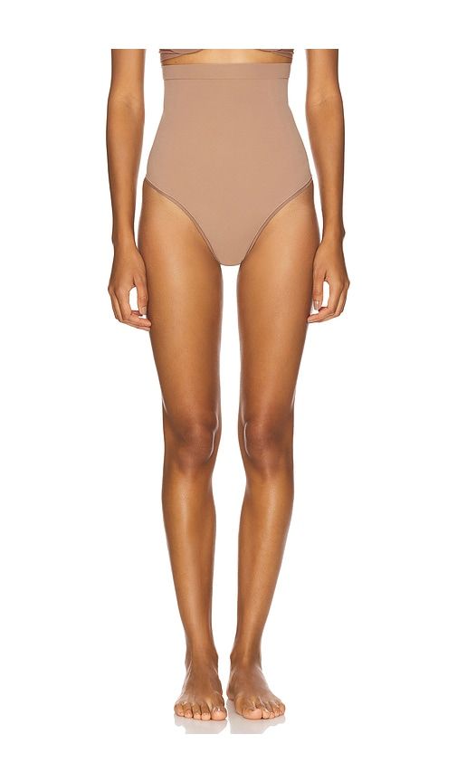 Seamless Power High Waisted Thong in Taupe. - size L (also in XL) - SPANX - Modalova