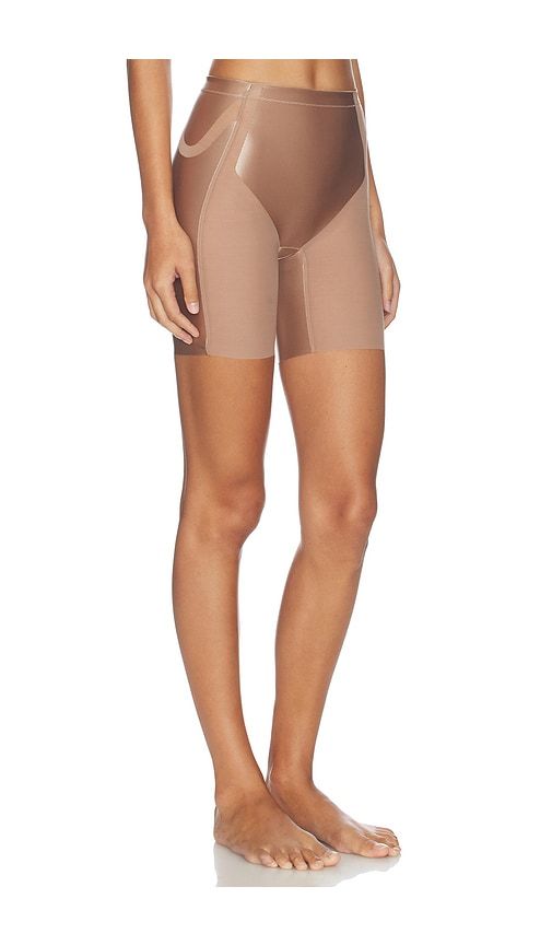 Shape Satin-x Booty-lifting Mid-thigh Short in Nude. - size S (also in XL) - SPANX - Modalova