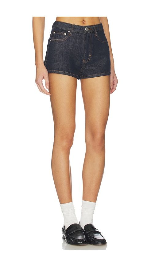 Fleure Denim Short in Navy. - size 23 (also in 24, 25, 26, 27, 28, 29, 30) - superdown - Modalova
