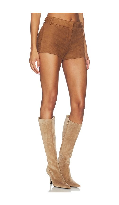 Priya Faux Suede Hot Short in Brown. - size L (also in M, XL) - superdown - Modalova