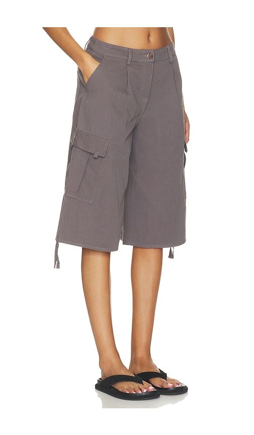 Halia Baggy Short in Charcoal. - size XXS (also in XS, S, M, L) - superdown - Modalova