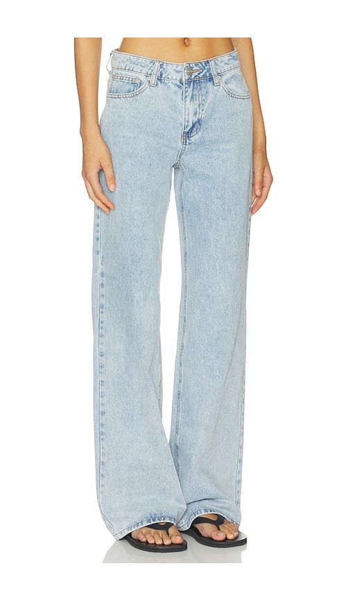 Claira Jean in Blue. - size 23 (also in 24, 25, 26, 27, 28, 29, 30) - superdown - Modalova