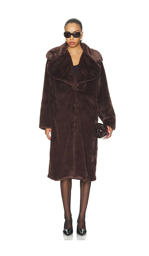 Willow Faux Fur Long Coat in . - size L (also in M, S, XL, XS, XXS) - superdown - Modalova
