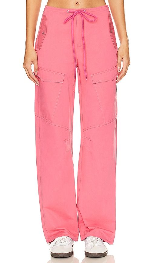 Beck Cargo Pant in Pink. - size L (also in M, S) - superdown - Modalova