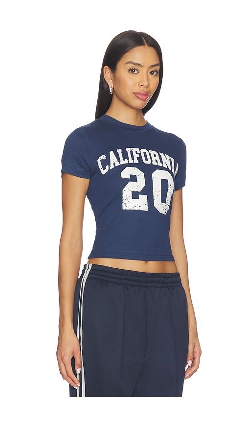 Arianah Tee in . - size S (also in XS) - superdown - Modalova