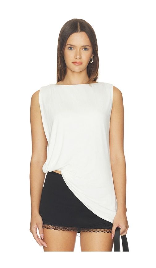 Caprice Asymmetrical Top in . - size L (also in M, S, XL, XS, XXS) - superdown - Modalova