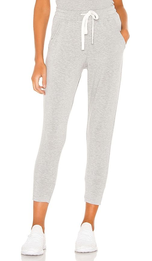 Reena 7/8 Fleece Sweatpant in Grey. - size M (also in S, XL, XS) - Splits59 - Modalova