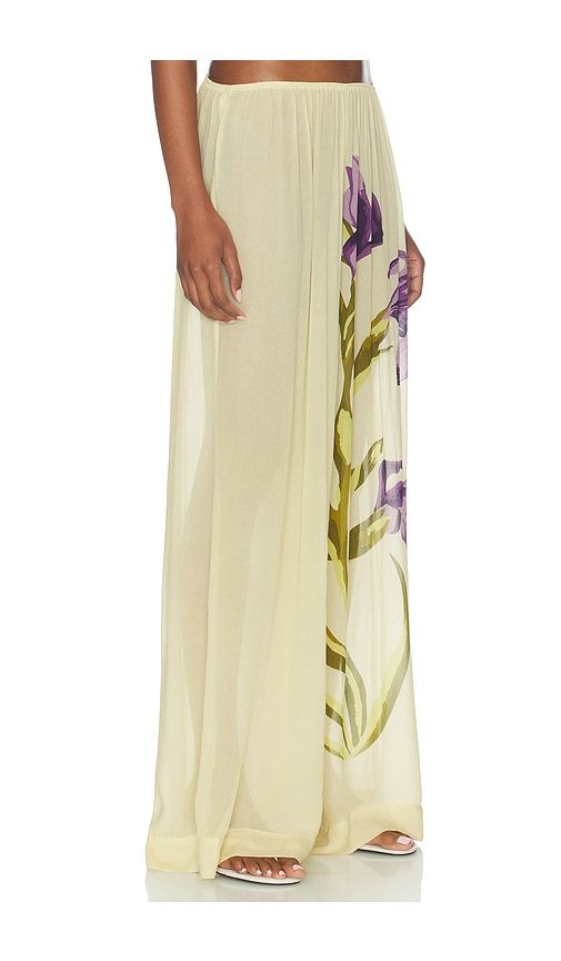 Sheer Relaxed Pant in Cream. - size S (also in XL) - SWF - Modalova
