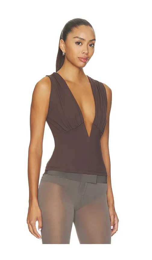 Low V Wire Tank in Brown. - size L (also in M, S) - Susana Monaco - Modalova