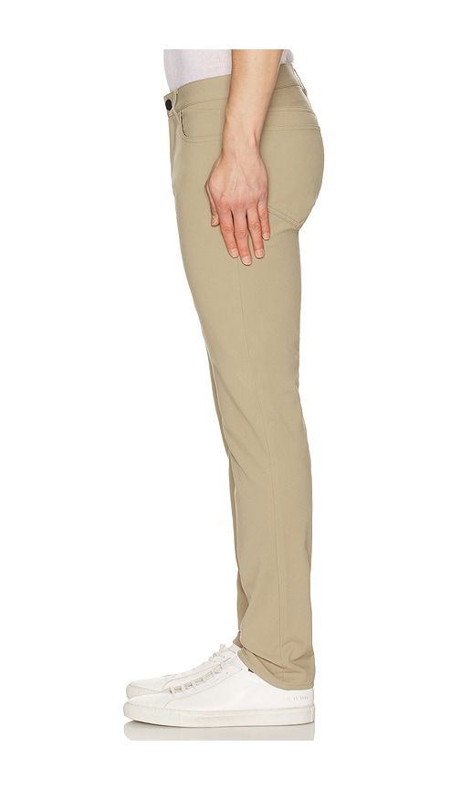 Raffi Neoteric Twill Pant in Tan. - size 30 (also in 31, 33, 36, 38) - Theory - Modalova