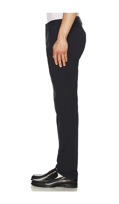 Raffi Twill Pant in Navy. - size 29 (also in 30, 31, 32) - Theory - Modalova