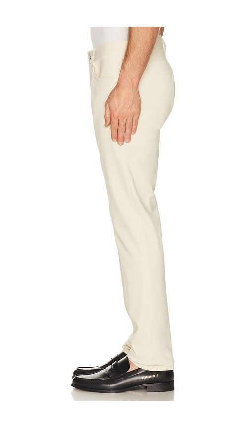 Raffi Neoteric Twill Pant in Cream. - size 29 (also in 30, 32, 33, 34) - Theory - Modalova