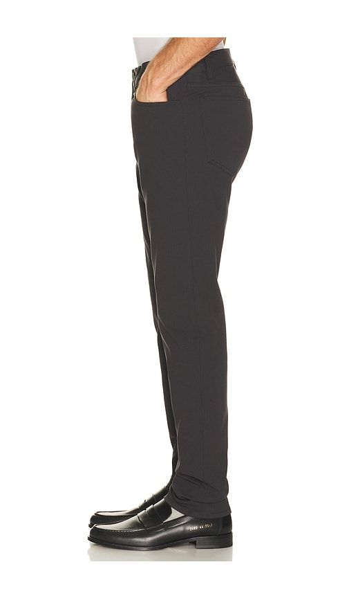 Raffi Neoteric Twill Pant in Grey. - size 29 (also in 30, 31, 32, 33, 34, 36) - Theory - Modalova