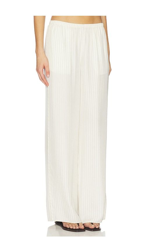 Slit Pant in Cream. - size M (also in S, XL) - Theory - Modalova