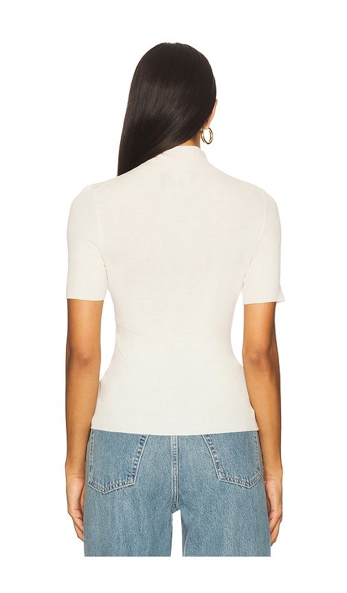 Leenda Solid Regal Top in . Size L. Also in M, S - Theory - Modalova