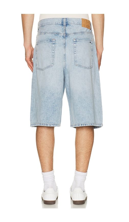 Theo Baggy Shorts in Blue. - size 30 (also in 31, 34, 36) - Tommy Jeans - Modalova