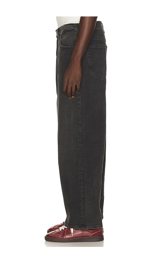 Theo Baggy Jeans in Black. - size 30 (also in 31, 32, 33, 34, 36) - Tommy Jeans - Modalova