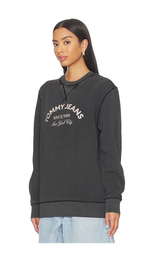 Applique Crew Sweatshirt in . - size M (also in S, XL/1X) - Tommy Jeans - Modalova