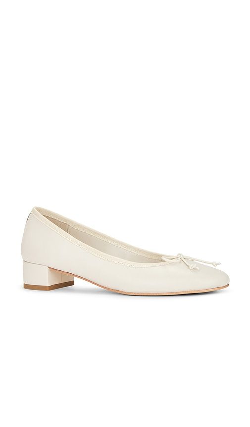 Maddi Pump in White. - size 10 (also in 9) - Tony Bianco - Modalova