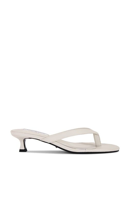 Pluto Sandal in White. - size 6 (also in 6.5, 8) - Tony Bianco - Modalova