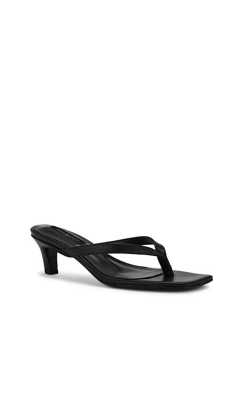 Topaz Sandal in Black. - size 5.5 (also in 6) - Tony Bianco - Modalova
