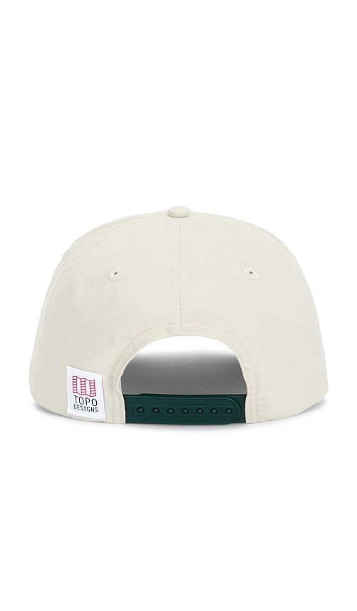 Mountain Scene Twill Rope Cap in White - TOPO DESIGNS - Modalova