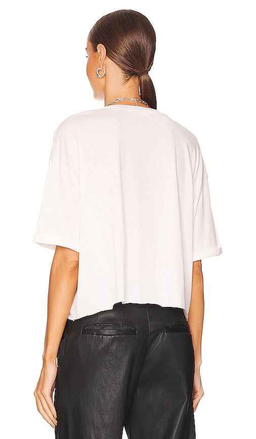 Je T'aime Crop Oversized Tee in . Size L. Also in M, S, XL, XS - The Laundry Room - Modalova