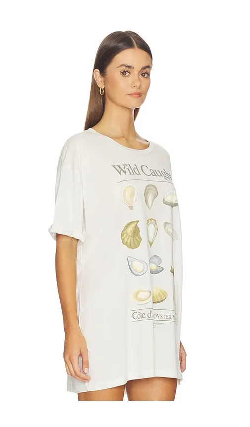 Wild Caught Oyster Market Oversized Tee in White. - size S (also in XS) - The Laundry Room - Modalova
