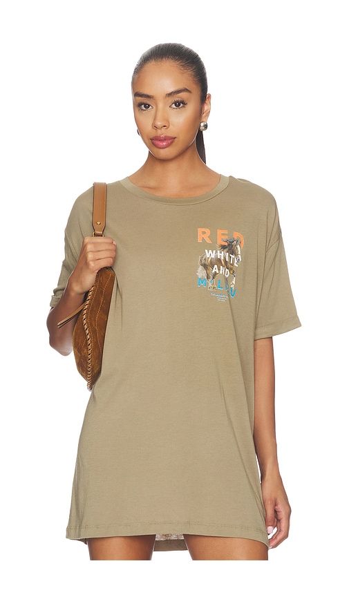 Red White And Malibu Oversized Tee in Olive. - size L (also in M, S, XS) - The Laundry Room - Modalova